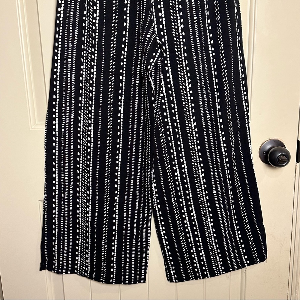Cupcakes and Cashmere Melena Dotted Stripe Crop Pants Size M EUC - Picture 15 of 15